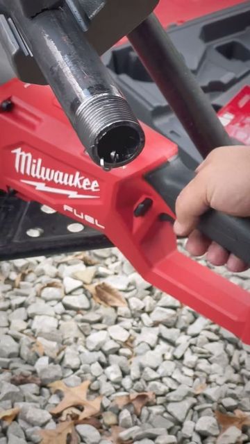 Milwaukee-gereedschap gedeeld door jasongaffron